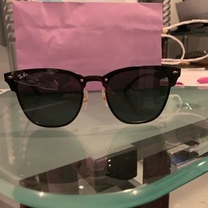 Gorgeous Ray Ban Sunglasses and Case!😍